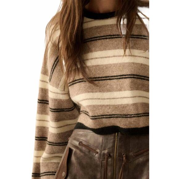 NEW PROMESA striped dolman sleeve sweater in taupe - Picture 4 of 4